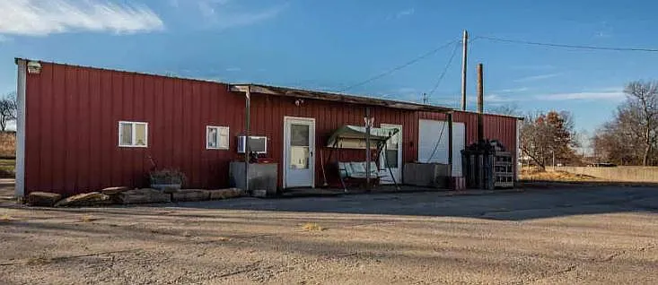 19221 US Highway 75 — Photo 2