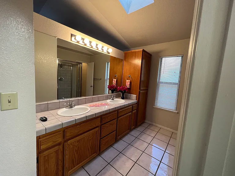 479 E Alluvial Ave #102 — Photo 11