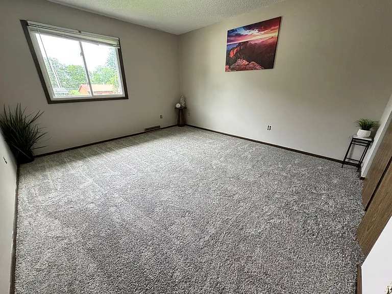 1815 Alden Ave — Photo 39