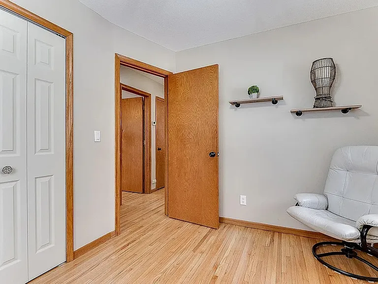 7315 Able St NE — Photo 6