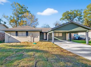 7814 Pin Oak Rd, Alvin, TX 77511