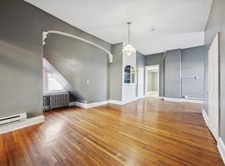 330 Kerlin St APT 2, Chester, PA 19013