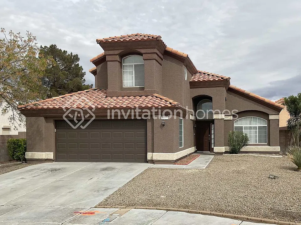 4404 Crimson Leaf Dr