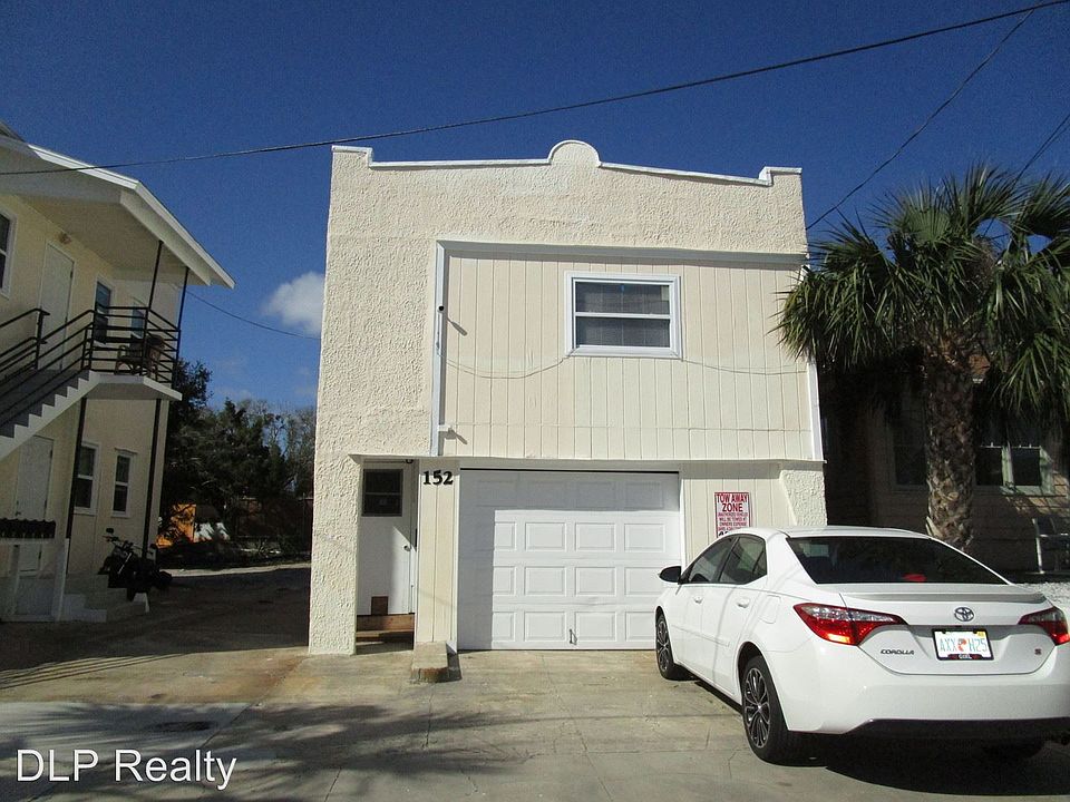 1st image of 152 S Hollywood Ave