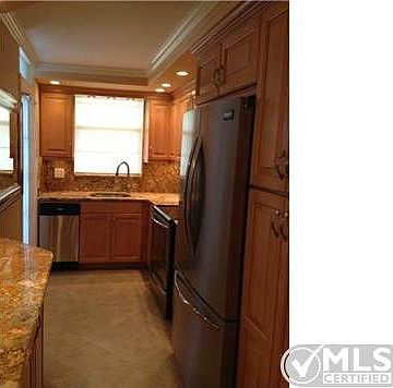 3rd image of 109 Paradise Harbour Blvd APT 511