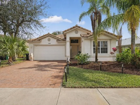 1740 SW Jamesport Drive, Port St Lucie, FL 34953