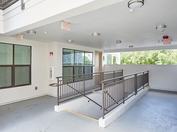 4th image of 2585 El Camino Real APT 210