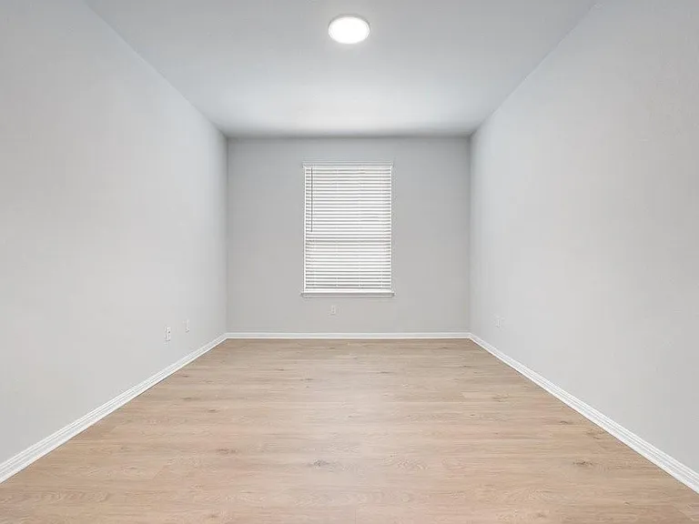 132 Condesa St — Photo 16