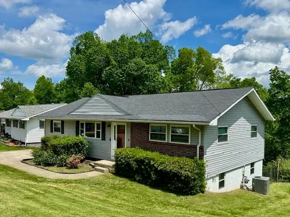 6 Seminole Rd, Huntington, WV 25705