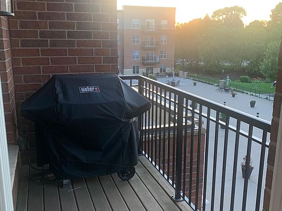 5th image of 1800 Graham Ave Unit 305