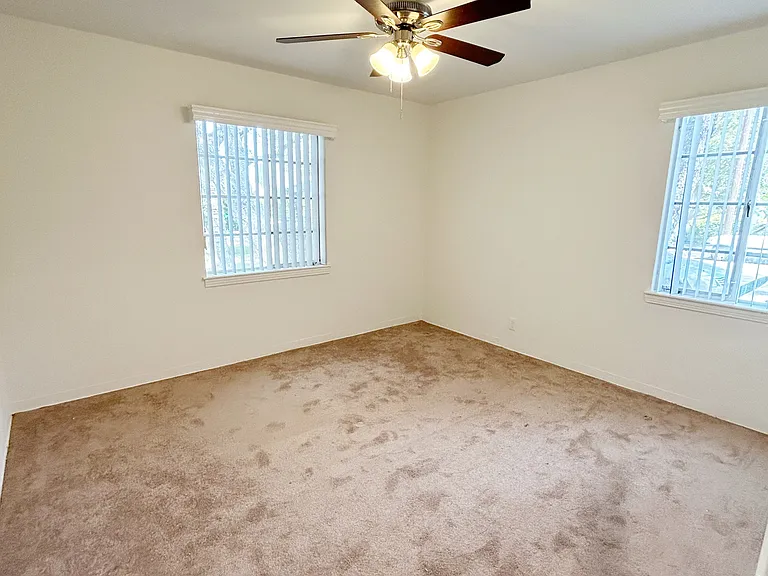 320 W Palmer Ave #2 — Photo 2