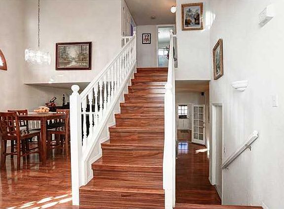4th image of 10901 Loma De Luz Pl