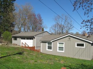 105 Bradmore St, Beaver Falls, PA 15010