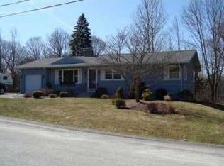 15 Jackson St, Cumberland, RI 02864