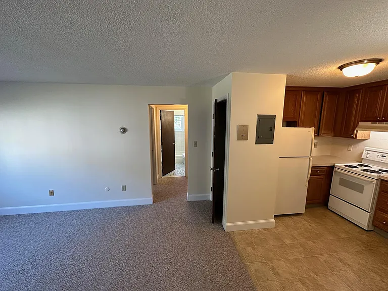 8 Brattle Dr #7 — Photo 3