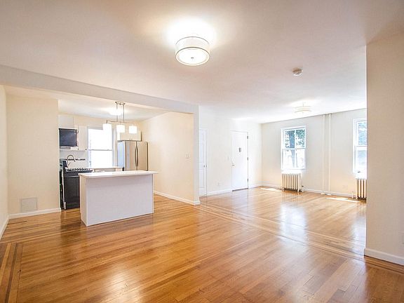 2nd image of 1-3449 Knox Pl #1