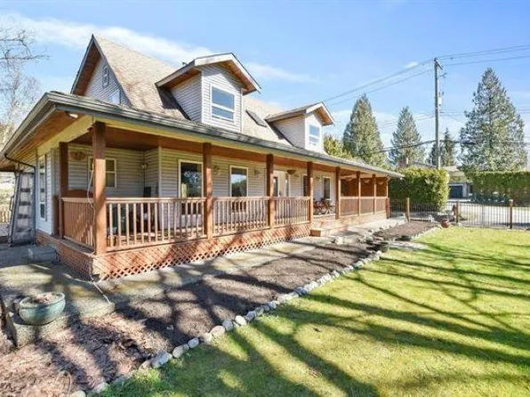 7657 Horne St, Mission, BC V2V 3Y8