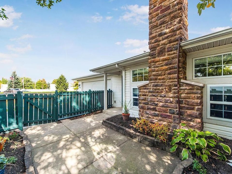 1st image of 2493 Warm Springs Dr