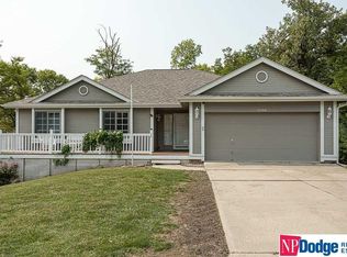 14006 S 33rd Ave, Bellevue, NE 68123