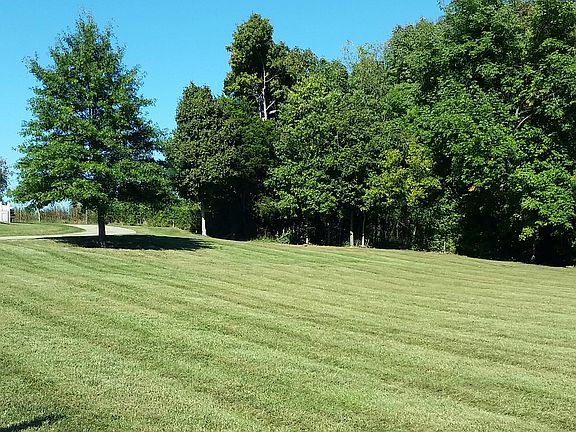 Back Yard,See Screen Porch!