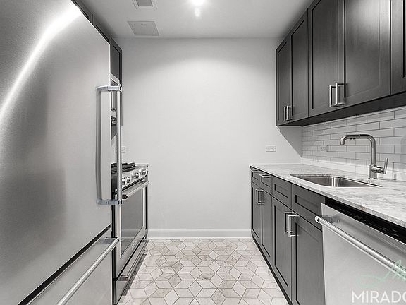 4th image of 21 W End Ave APT 4203