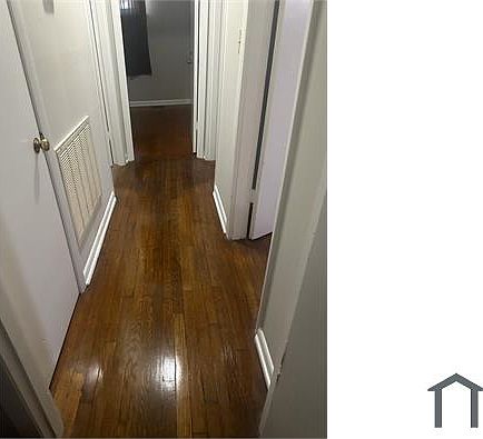 4th image of 7835 Rosemary Cir #1