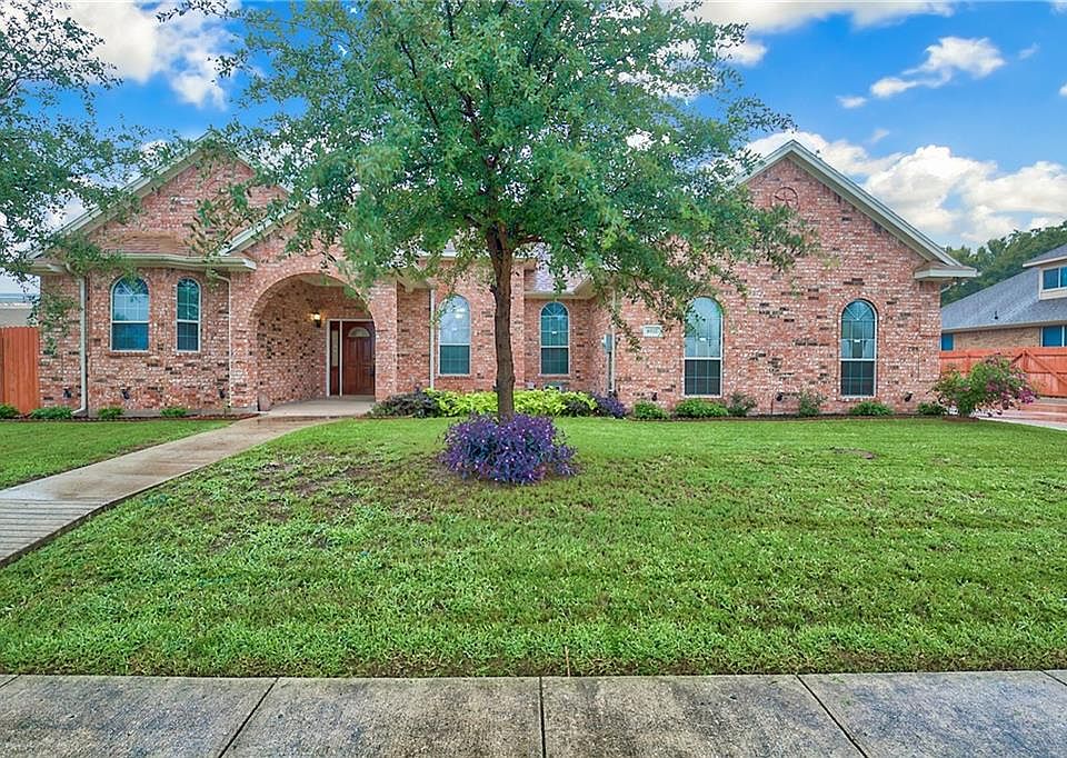 1st image of 6932 Katherine Ct