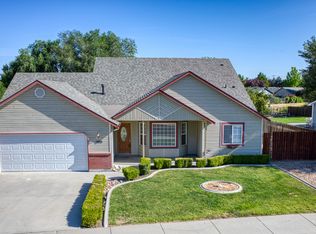 1408 E Cougar Creek Dr, Meridian, ID 83646