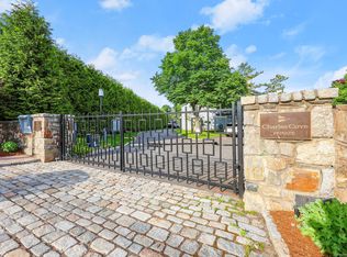 Charles Cove, Norwalk, CT 06855