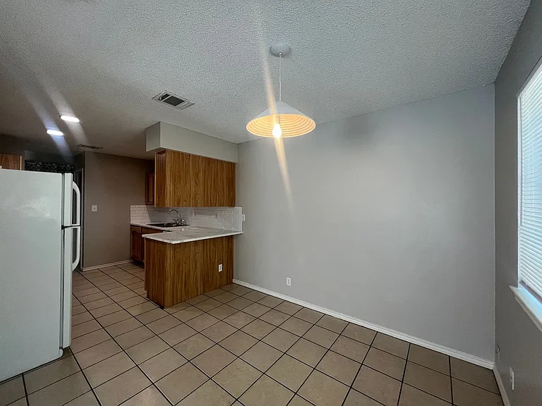 127 Crest Dr — Photo 25