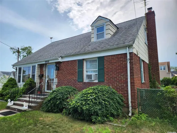 2956 Eastern Boulevard, Baldwin, NY 11510