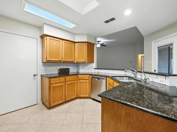 2600 Timber Trl, Denton, TX 76209