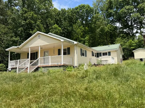 13174 Topeka Dr, Bristol, VA 24202