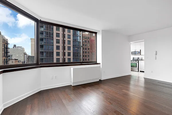 Rented by Cooper & Cooper Real Estate | media 2