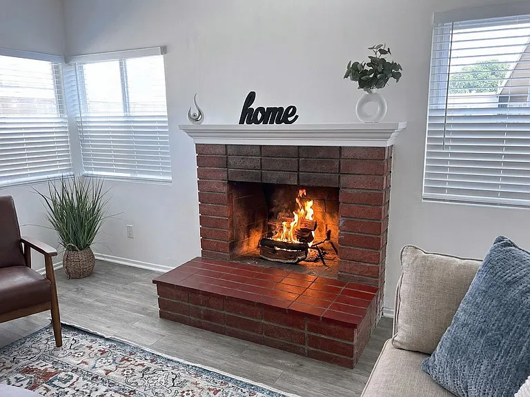 26110 Narbonne Ave — Photo 4