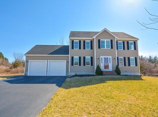 14 McKenzi Ln, Mansfield, MA 02048