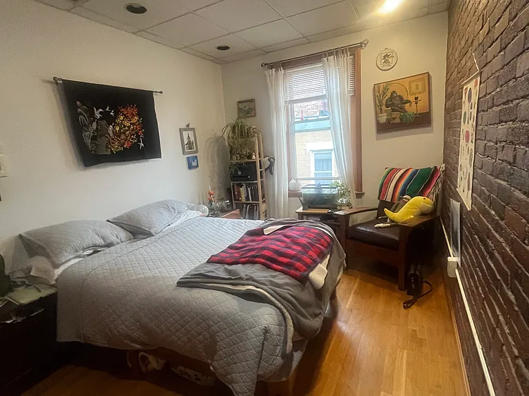 5 Margaret St #4 — Photo 6