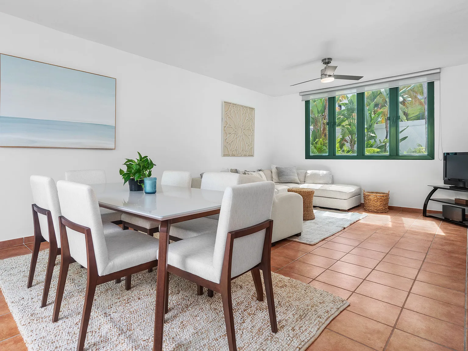 2 bed, 2.5 bath, 1772 sqft, $3,200 — Photo 4