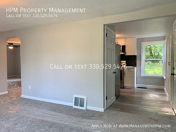 4th image of 216 Parkview Ave NW
