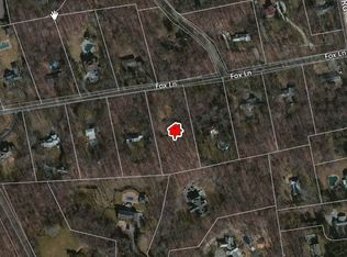 9 Fox Ln, Locust Valley, NY 11560