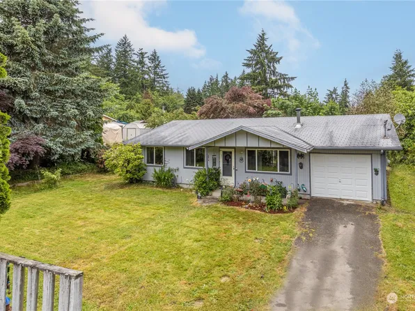 6470 NE Bell Street, Suquamish, WA 98392