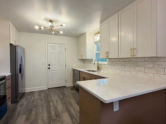 2nd image of 7754 Vista Hills Dr