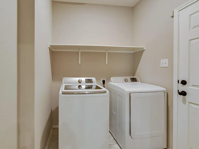 7932 Gato Ln — Photo 12