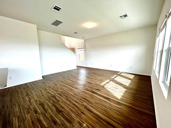 5th image of 8001 Copper Prairie Bnd