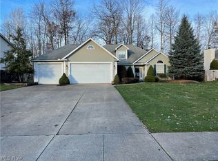 7777 Rutland Dr, Mentor, OH 44060