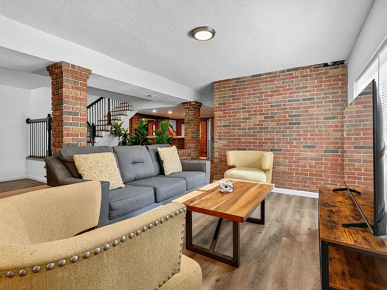 2544 Spring Forest Rd — Photo 34