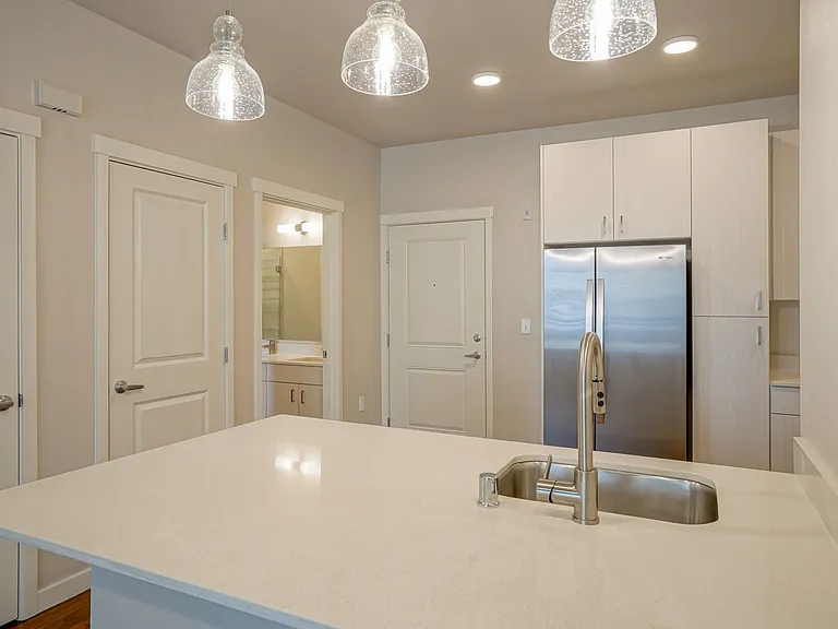 Capitol Flats — Photo 19
