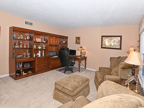 5th image of 5391 Stonetrace Dr