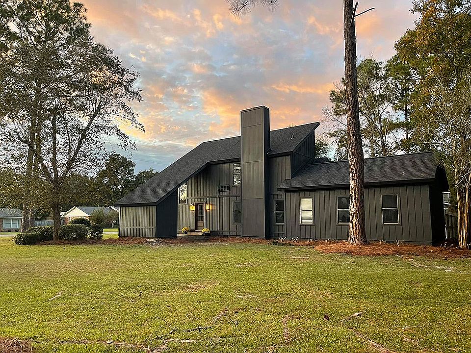1st image of 917 Karen Ln