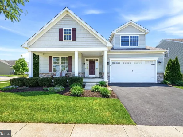 3 Espalier Ln, Middletown, DE 19709